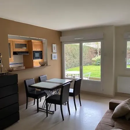 Cosy, Confort, A Deux Pas De La Апартаменти Довіль